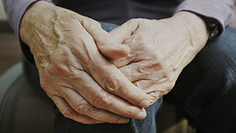 El desafío de convivir con Parkinson: precisión diagnóstica y terapias de avanzada